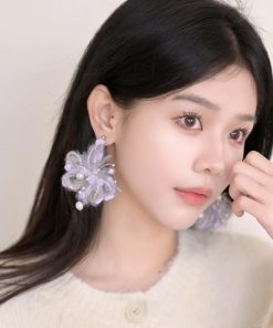 French-Style Wool Flower Pearl Stud Earrings - Sweet High-End Fashion Jewelry for Women, Niche Design with Gentle Temperament