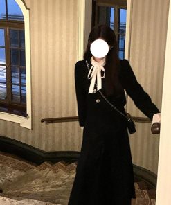 French Vintage Bow Tie Long Sleeve Shirt for Women - Unique Stylish Top for Early Spring Fashion