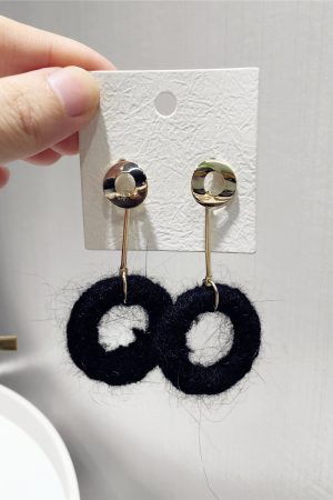 French Vintage Elegant Wool Circle Earrings with S925 Silver Needle - 2025 Autumn Winter Fashion Jewelry