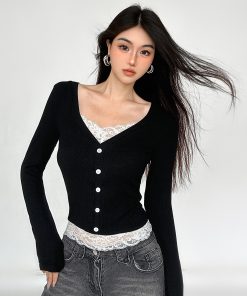 French Vintage Faux Two-Piece Lace V-Neck Long Sleeve T-Shirt - Slim Fit Base Layer Top for Spring Autumn Fashion