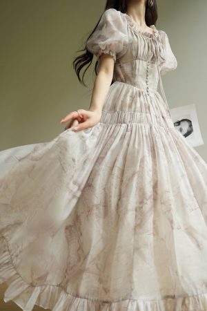 French Vintage Floral Long Dress with Unique Waist-Defining Slimming Cut - Distant Mountains Inspired Style