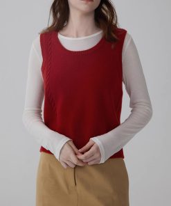 French Vintage Gray U-Neck Knitted Vest for Women - Layered Sleeveless Sweater Cardigan for Spring and Autumn 2025