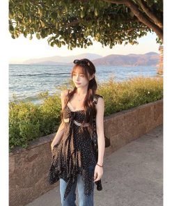 French Vintage Irregular Floral Camisole Top for Women - Loose-Fitting Spring Style, Short Length, Boho Chic Fashion