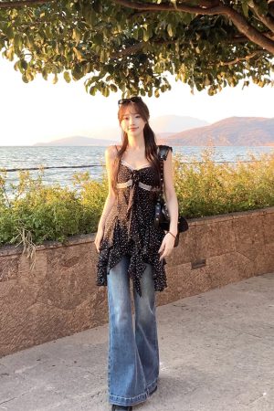 French Vintage Irregular Floral Camisole Top for Women - Loose-Fitting Spring Style, Short Length, Boho Chic Fashion