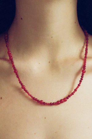 French Vintage Irregular Red Agate Handmade Beaded Necklace - High-End Fashionable Design for New Year and Spring Festival