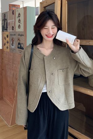 French Vintage Loose-Fit Short Coat for Women, Elegant Casual Outerwear for Spring and Autumn 2025, Chic High-End Fashion