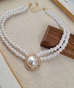 French Vintage Minimalist Double-Layer Pearl and Diamond-Inlaid Necklace for Women, Versatile Clavicle Chain