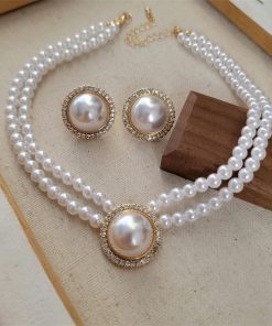 French Vintage Minimalist Double-Layer Pearl and Diamond-Inlaid Necklace for Women, Versatile Clavicle Chain