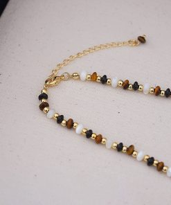 French Vintage Minimalist Natural Stone Short Necklace, Unique High-End Design, Hong Kong Clavicle Chain, Trendy Fashion Accessory