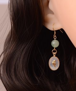 French Vintage Mother-of-Pearl Rose Earrings for Women - High-End Niche Design Studs and Drop Earrings, 2025 Fashion Statement