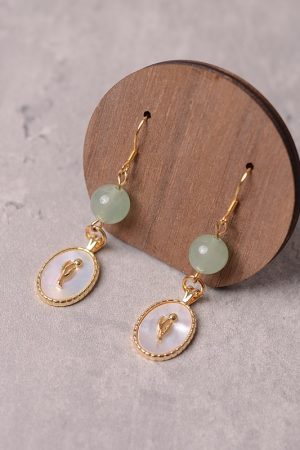 French Vintage Mother-of-Pearl Rose Earrings for Women - High-End Niche Design Studs and Drop Earrings, 2025 Fashion Statement