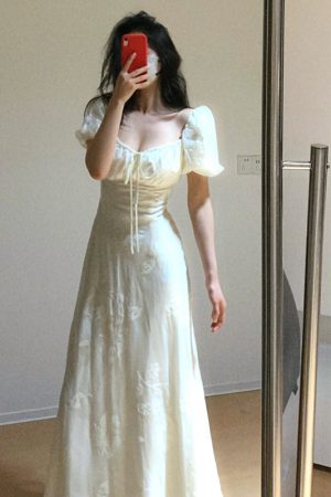 French Vintage One-Shoulder Embroidered Dress for Women â€“ Elegant Waist-Cinching Long Dress in Gentle Style for Summer Events