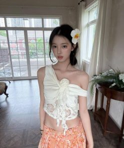 French Vintage One-Shoulder Hollow Lace Patchwork Floral Camisole Top - Sweet and Spicy Women's Fashion