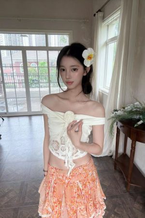 French Vintage One-Shoulder Hollow Lace Patchwork Floral Camisole Top - Sweet and Spicy Women's Fashion