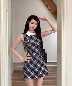 French Vintage Plaid Sleeveless Dress for Women - Waist-Cinching, Elegant Polo Collar Short Skirt, Summer Fashion