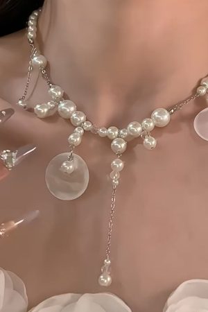 French Vintage Shell Pearl Tassel Necklace - Light Luxury Clavicle Chain for Seaside Vacation, Niche Temperament Jewelry