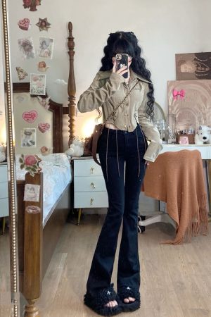 French Vintage Slim Fit Sexy Girl Shirt for Women, Stylish Short Top, Chic Spring Fashion