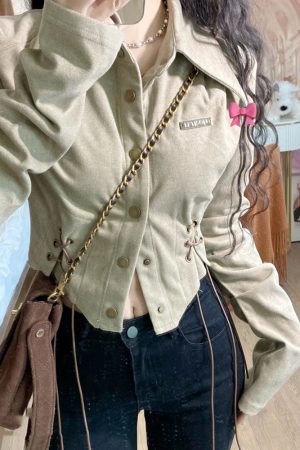 French Vintage Slim Fit Sexy Girl Shirt for Women, Stylish Short Top, Chic Spring Fashion