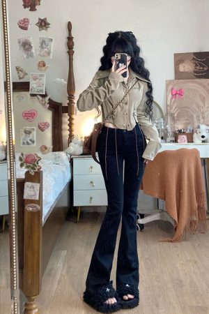 French Vintage Slim Fit Sexy Girl Shirt for Women, Stylish Short Top, Chic Spring Fashion