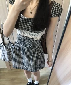 French Vintage Square Neck Plaid Dress for Women with Fitted Waist and Lace Splicing - New Summer 2025 Style