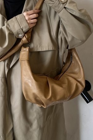 French Vintage Underarm Bag for Women - 2025 High-End Dumpling Bag, Versatile Shoulder & Crossbody Style for Spring/Summer Fashion
