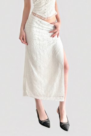 French Vintage White V-Neck Halter Backless Top with Sexy Split Lace Skirt Set - Chic Y2K Style Ensemble