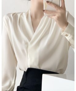 French Vintage Women's Long Sleeve V-Neck Top - Thin Spring Autumn Shirt for Commuting & Professional Casual Style