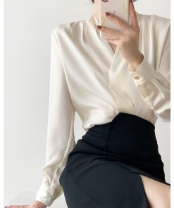 French Vintage Women's Long Sleeve V-Neck Top - Thin Spring Autumn Shirt for Commuting & Professional Casual Style