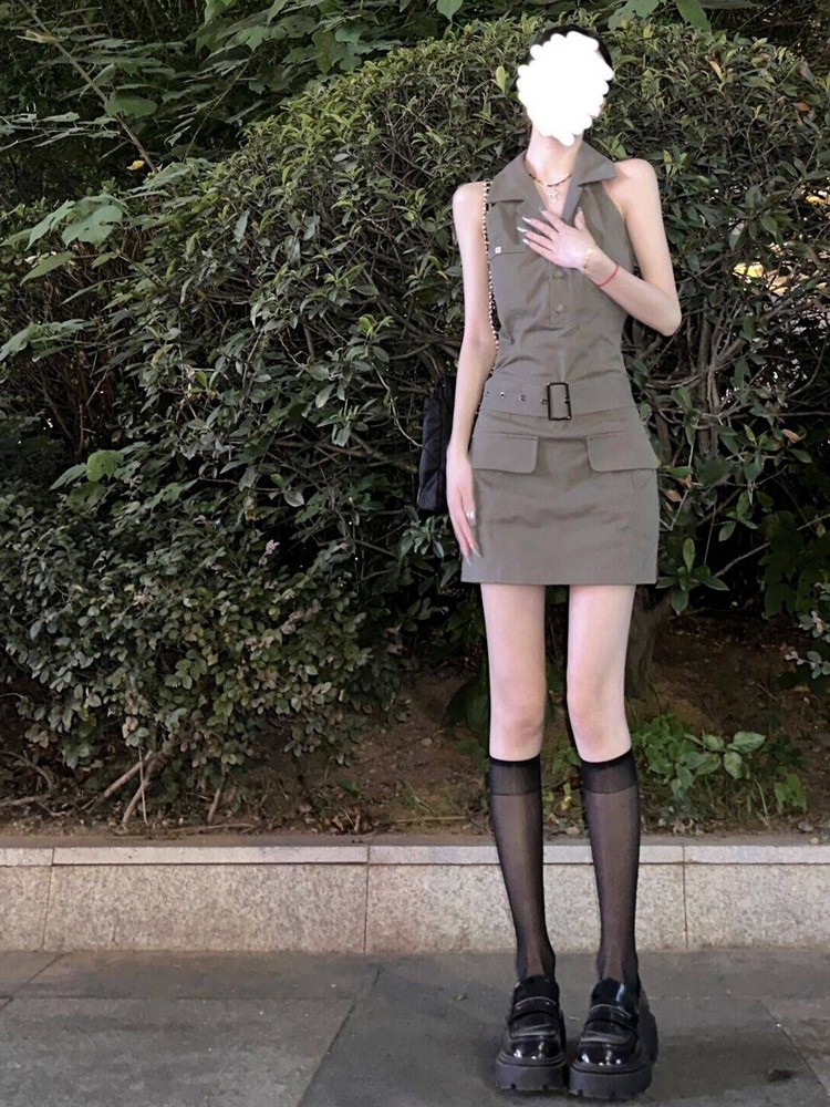 French Vintage Workwear Dress for Women - Waist-Cinching, Slim Fit, Polo Collar, Stylish Short Skirt for Summer Fashion