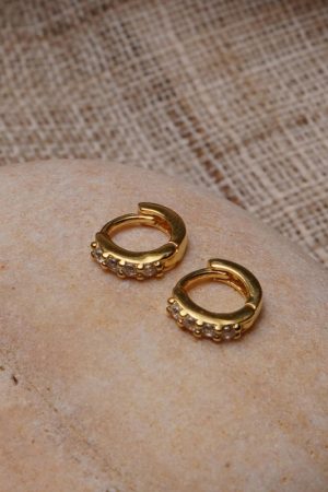 French Vintage Zircon Ear Studs for Women - Simple Versatile Minimalist Earrings, Fashionable Personalized Jewelry