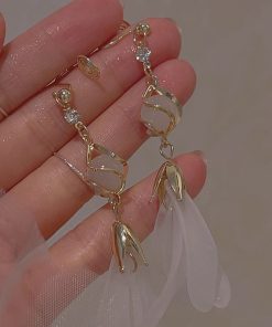 Frosted Petal Cat's Eye Tassel Earrings for Women - Elegant Super Fairy Shell Studs, 2025 Trendy Niche Design