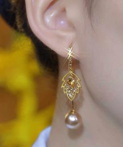 Full Diamond Leaf Tassel Earrings for Women - Vintage-Inspired Minimalist Studs with a Glamorous Touch