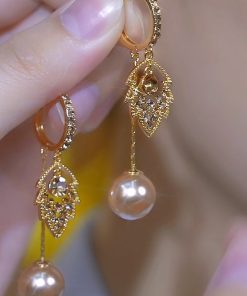 Full Diamond Leaf Tassel Earrings for Women - Vintage-Inspired Minimalist Studs with a Glamorous Touch