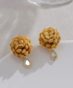 Fuzzy Ball Retro Earrings for Women - Fluffy Camellia Studs, Niche Design Accessories for Spring 2025, Versatile Fashion Statement