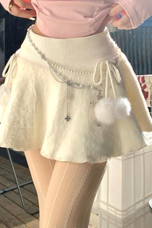 Fuzzy Winter Snowball Korean Style Plush A-Line Half Skirt for Women - Sweet and Spicy Fluffy Autumn/Winter Short Skirt