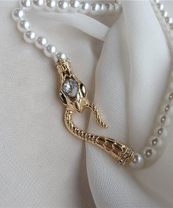 Gender-Neutral Pearl Snake-Shaped Necklace for Couples - European and American Niche Temperament Design