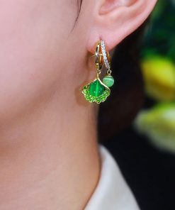 Ginkgo Leaf Green Pendant Earrings for Women, Unique High-End Ear Clips, Elegant Niche Jewelry for Trendy Fashion Lovers