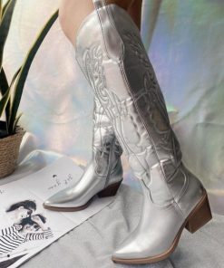 Girl Dressing Style, Ruffle Dress With Jeans - Disco Cowgirl Western Knee-High Boots