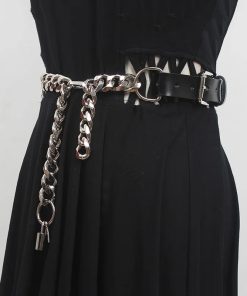 Girls Fit, Outfit For A Walk - Grunge Lock Faux Leather Chain Belt