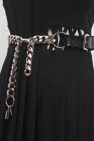 Girls Fit, Outfit For A Walk - Grunge Lock Faux Leather Chain Belt
