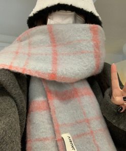 Girls' Plaid Scarf Shawl, Winter 2025 Versatile Thick Warm Two-in-One Accessory, Chic High-End Feel, White