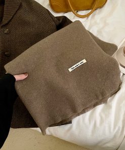 Girls' Winter Scarf 2025 - High-End Korean Style, Warm Versatile Shawl, Two-in-One Neck Warmer in Green