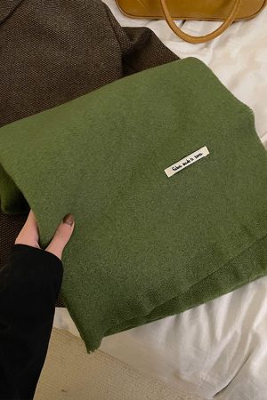 Girls' Winter Scarf 2025 - High-End Korean Style, Warm Versatile Shawl, Two-in-One Neck Warmer in Green