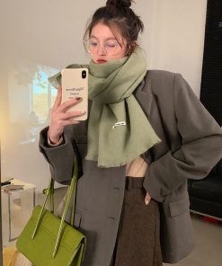 Girls' Winter Scarf 2025 - High-End Korean Style, Warm Versatile Shawl, Two-in-One Neck Warmer in Green