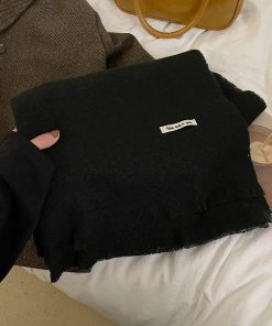 Girls' Winter Scarf 2025 - High-End Korean Style, Warm Versatile Shawl, Two-in-One Neck Warmer in Green