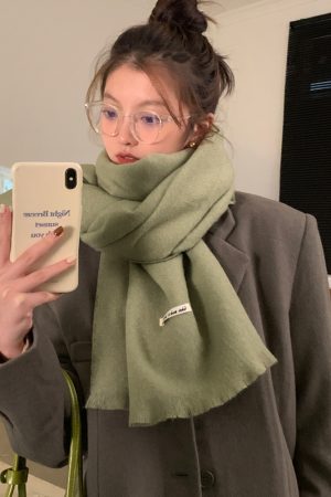 Girls' Winter Scarf 2025 - High-End Korean Style, Warm Versatile Shawl, Two-in-One Neck Warmer in Green
