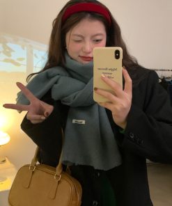 Girls' Winter Scarf 2025 - High-End Korean Style, Warm Versatile Shawl, Two-in-One Neck Warmer in Green