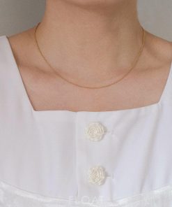 Gold-Plated Minimalist Floating Necklace for Women, Versatile Single-Layer Collarbone Chain, Non-Fading Elegant Jewelry