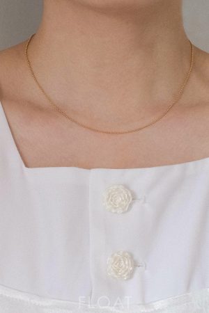 Gold-Plated Minimalist Floating Necklace for Women, Versatile Single-Layer Collarbone Chain, Non-Fading Elegant Jewelry
