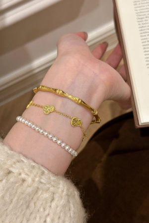 Golden Ice Fragment Gourd Bracelet - Dazzling Versatile Stacking Accessory, Elegant Skin-Brightening Design for a Lucky Look